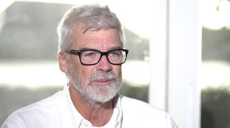 Brian Hooker, husband of woman missing in Bahamas: “I won’t be able to stop looking” Brian Hooker, husband of woman missing in Bahamas: “I won’t be able to stop looking”