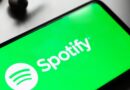 Spotify’s new badge identifies human artists as AI music floods in
