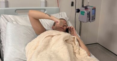 Woman given just 18 months to live blames vaping for her lung cancer at 22