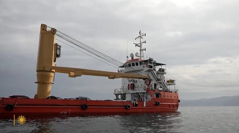 Strait of Hormuz remains closed, as Iran blames U.S. blockade