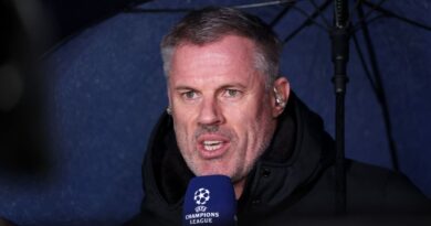 Jamie Carragher raises ‘immediate red flag’ about potential next Man Utd manager | Football | Sport