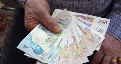 State pensioners given £574.60 boost after 2 changes hit bank accounts | Personal Finance | Finance