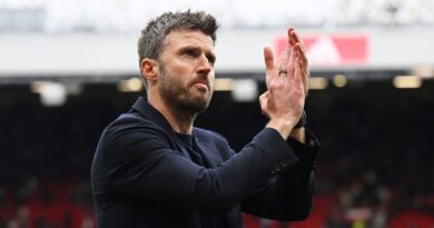 Michael Carrick issues Sir Alex Ferguson message after he’s hospitalised | Football | Sport