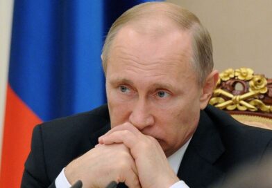 Putin forced to deny ‘he’s facing coup’ as despot suddenly ‘scared’ | World | News
