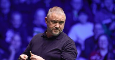Hendry picks side in Ronnie O’Sullivan row as star slams treatment | Other | Sport