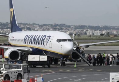 Ryanair cancels flights to 12 European holiday hotspots – full list | World | News