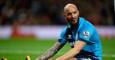 Premier League icon shows off gruesome surgery treatment after double leg break | Football | Sport
