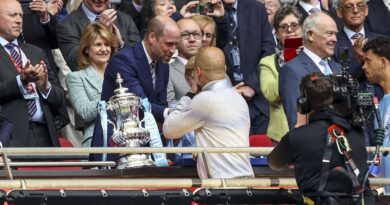 Prince William singles out Man City star after FA Cup final and teases Pep Guardiola | Football | Sport