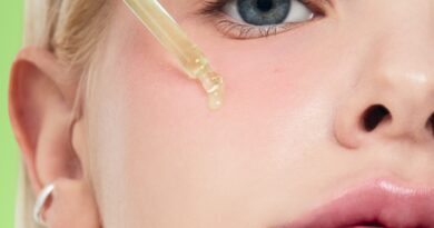 £20 hyaluronic acid serum hailed ‘amazing’ by mature skincare fans £20 hyaluronic acid serum hailed ‘amazing’ by mature skincare fans