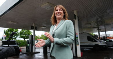 Rachel Reeves announces huge 10p change for petrol and diesel drivers | Personal Finance | Finance Rachel Reeves announces huge 10p change for petrol and diesel drivers | Personal Finance | Finance