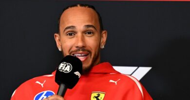 Lewis Hamilton fires brutal seven-word dig at Jacques Villeneuve | F1 | Sport