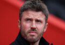 Man Utd handed chance to sign world-class striker without paying a single penny | Football | Sport