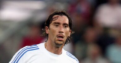Ex-Champions League star dies after battle with motor neurone disease | Football | Sport