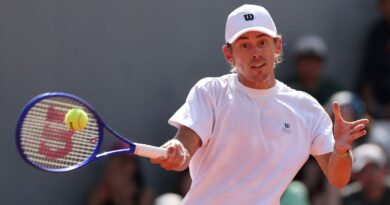 French Open star shows true colours as rival suddenly withdraws after hearing ‘ankle snap’ | Tennis | Sport