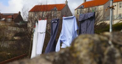 Laundry expert issues strict washing towels and bras rule this summer | UK | News