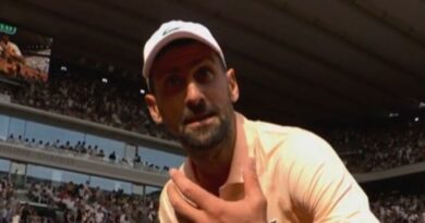 Djokovic lashes out during French Open clash and makes furious demand | Tennis | Sport