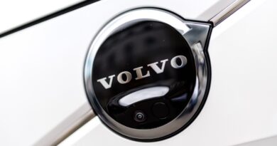 Volvo is trying to put its EV stumbles in the rearview Volvo is trying to put its EV stumbles in the rearview