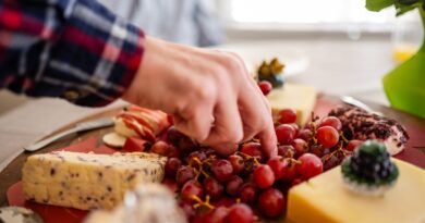 Eating grapes changes gene expression and protects skin from UV damage, study finds