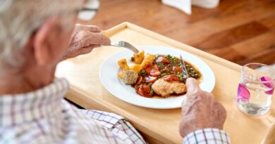 Parkinson’s risk may be influenced by long-term dietary choices, doctors say