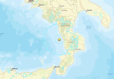 Italy hit by 6.2 magnitude earthquake as hundreds report ‘shake’ | World | News Italy hit by 6.2 magnitude earthquake as hundreds report ‘shake’ | World | News