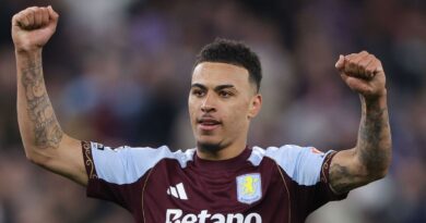 Transfer news LIVE: Man Utd double announcement, Rogers to Arsenal update, Rashford U-turn
