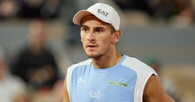 French Open star pulls out of semi-final minutes before match as statement issued | Tennis | Sport