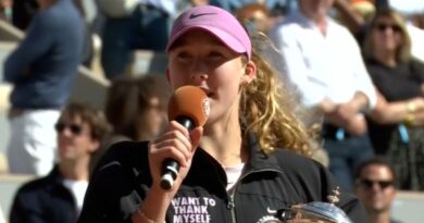 Mirra Andreeva thanks herself for winning French Open as teenager crowned champion | Tennis | Sport