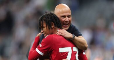 Arne Slot got sacked by Liverpool after sharing Rio Ngumoha opinion | Football | Sport