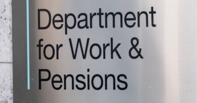 Royal Navy veteran ordered to repay £18K after ‘pension overpayment’ | UK | News