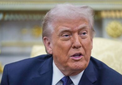 Trump health fears as ‘swollen ankles’ spark White House panic | World | News