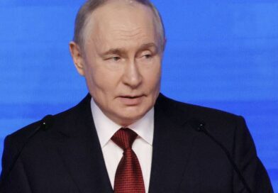 Russia plunges into fuel shortage crisis as lorries queue for miles | World | News