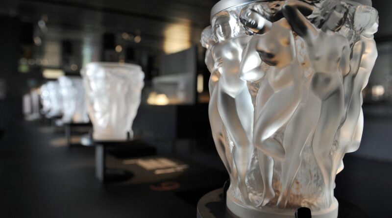 Jewelry worth millions of dollars stolen from French museum in daring early-morning raid
