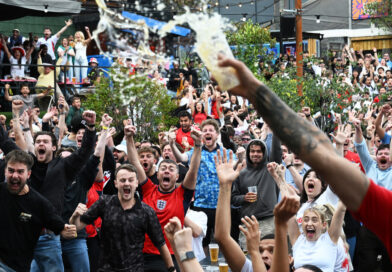 England fans can now drink alcohol in pubs for Mexico World Cup game after licensing update
