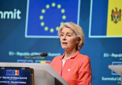 Von der Leyen told ‘act now’ as EU’s new borders checks spark mayhem for millions | World | News