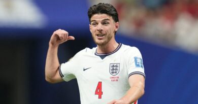 Declan Rice sparks fresh injury fears as England star left in ‘terrible pain’ | Football | Sport