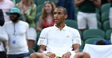 Felix Auger-Aliassime’s ‘illegal shot’ controversy with Wimbledon star | Tennis | Sport