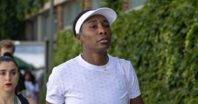 Venus Williams risks huge Wimbledon fine for copying Serena after controversy | Tennis | Sport