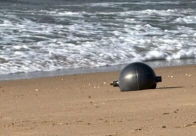 Mystery as ‘space balls’ drop on popular Australian beach – ‘do not touch’ | World | News
