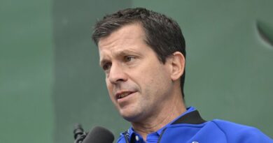 Tim Henman proposes Wimbledon rule change during Arthur Fery win | Tennis | Sport