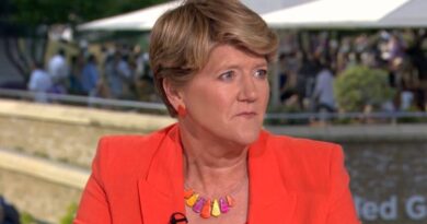 Clare Balding told ‘accept it’ by BBC star after questioning finalist | Tennis | Sport