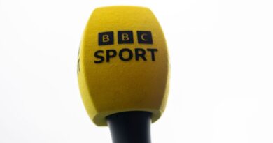 BBC Wimbledon commentator announces immediate retirement while live on air | Tennis | Sport