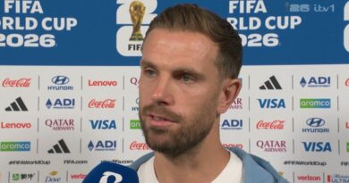 Henderson offers new update on England injury as he wears massive cast | Football | Sport