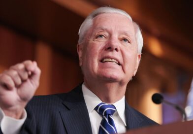 Lindsey Graham dead: Donald Trump ally and US Senator dies aged 71 | World | News
