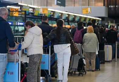 Popular holiday destination ditches visitor rule | World | News