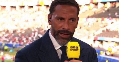 Rio Ferdinand threatened to quit BBC after brutal Man Utd jibe | Football | Sport