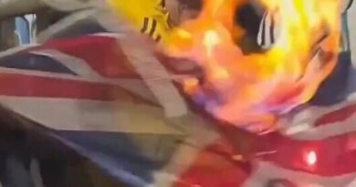 Argentina fans caught burning Union Jack flag ahead of England semi-final | Football | Sport