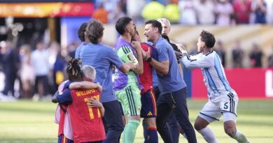 Spain vs Argentina ‘thuggery’, punches thrown at World Cup final, rioting begins | Football | Sport