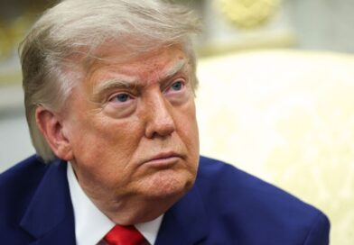 Donald Trump issues chilling new WW3 threat to Iran as Larak Island hit | World | News