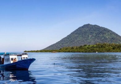 Indonesia horror as speedboat carrying 11 European tourist vanishes near Sulawesi Island | World | News