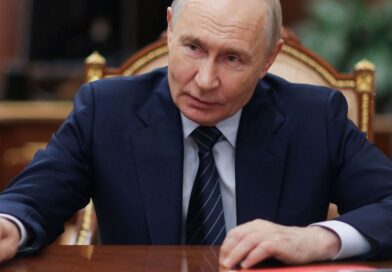 Putin humiliated as Russians swap holidays for farms in economic low | World | News